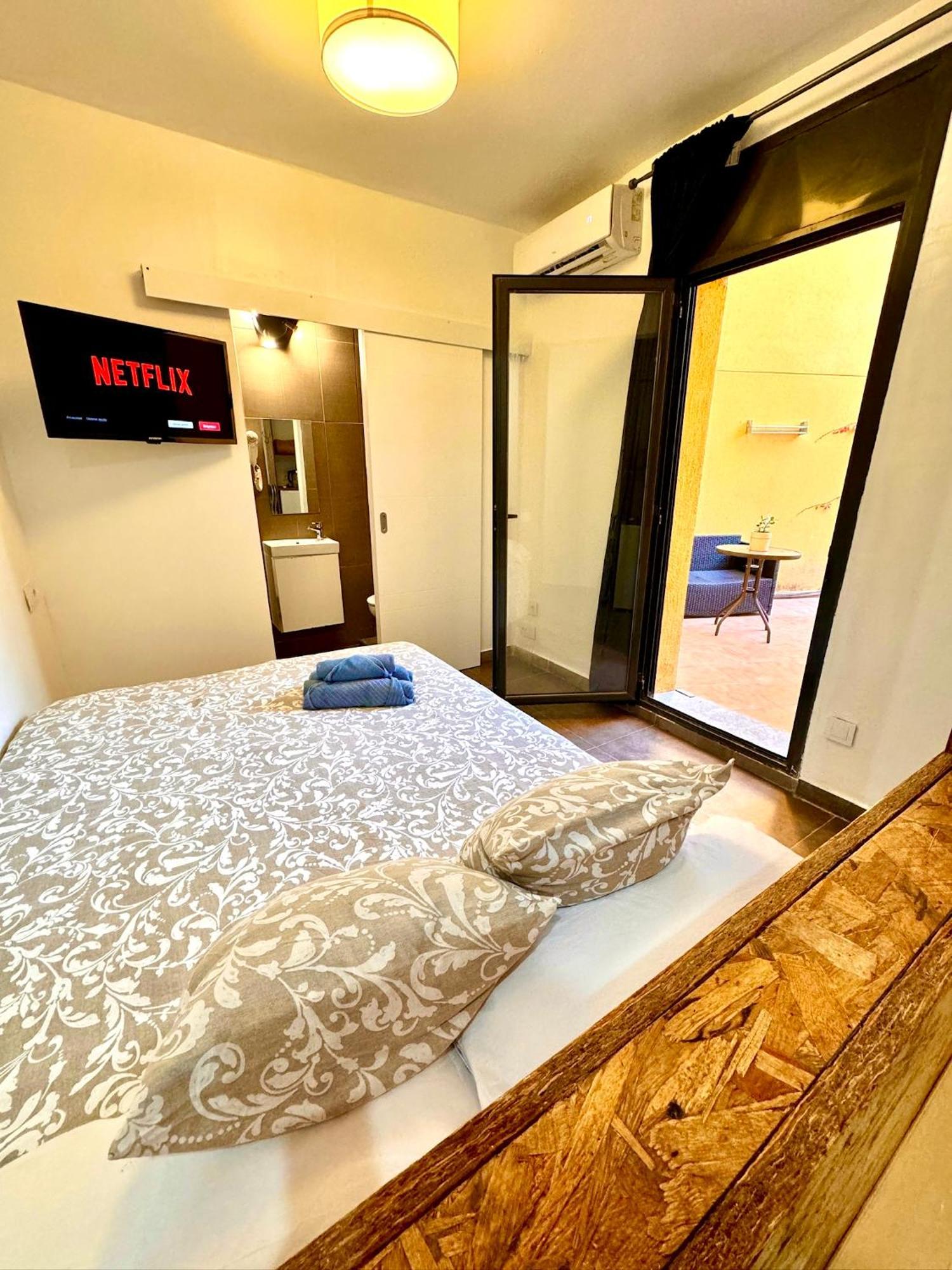 Mt Boutique Suites Y Apartamentos - Adults Only - Mataró Exteriér fotografie